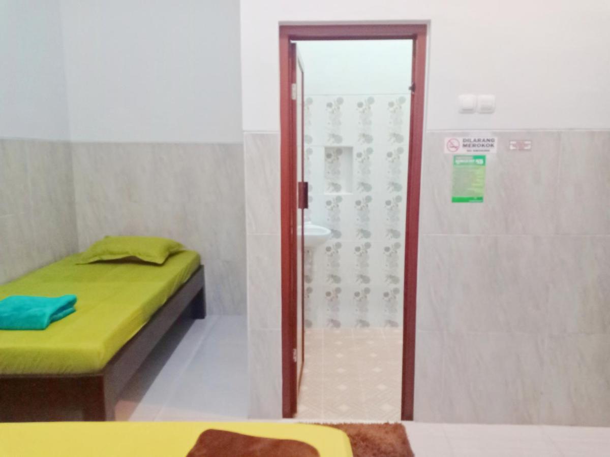 Homestay Premium 45 Jepara Exteriör bild